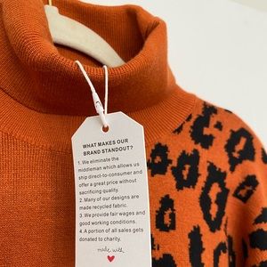 WOMEN’S KNIT SWEATER